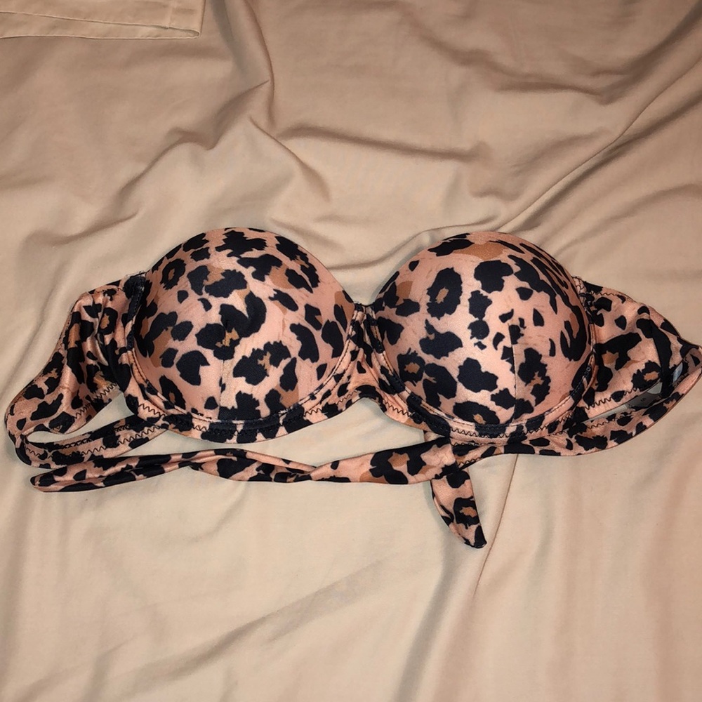 SHEIN bathing suit top